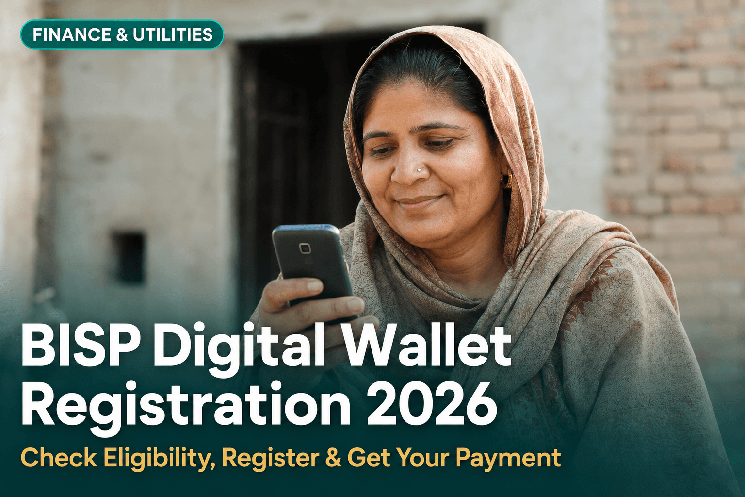 ایک پاکستانی خاتون موبائل فون پر 8171 SMS سروس کے ذریعے اپنی BISP ادائیگی کی صورتحال چیک کر رہی ہے